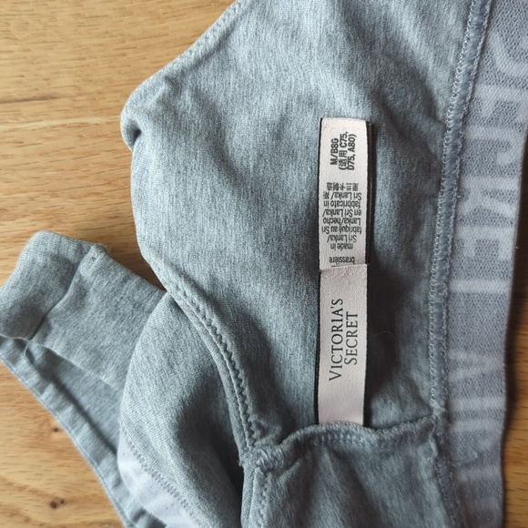 Victoria's Secret. Logoed Grey Bralette. Size Medium. - Picture 4 of 8